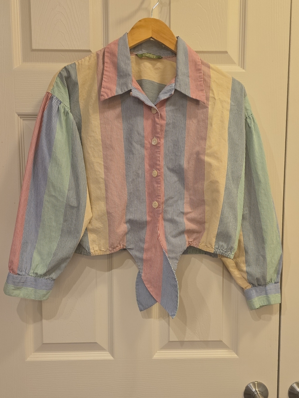 Esprit Pastel Vertical Stripe Cropped Button-Up Shirt